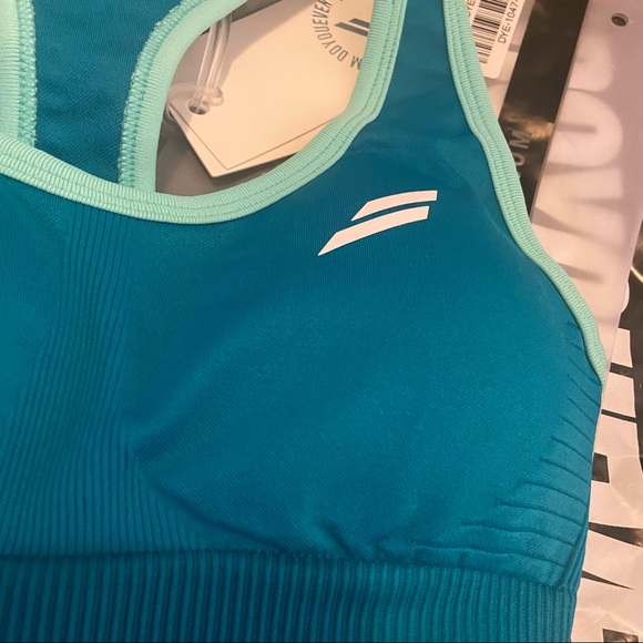 New Do You Even Scrunch Seamless Crop XS - Picture 8 of 8